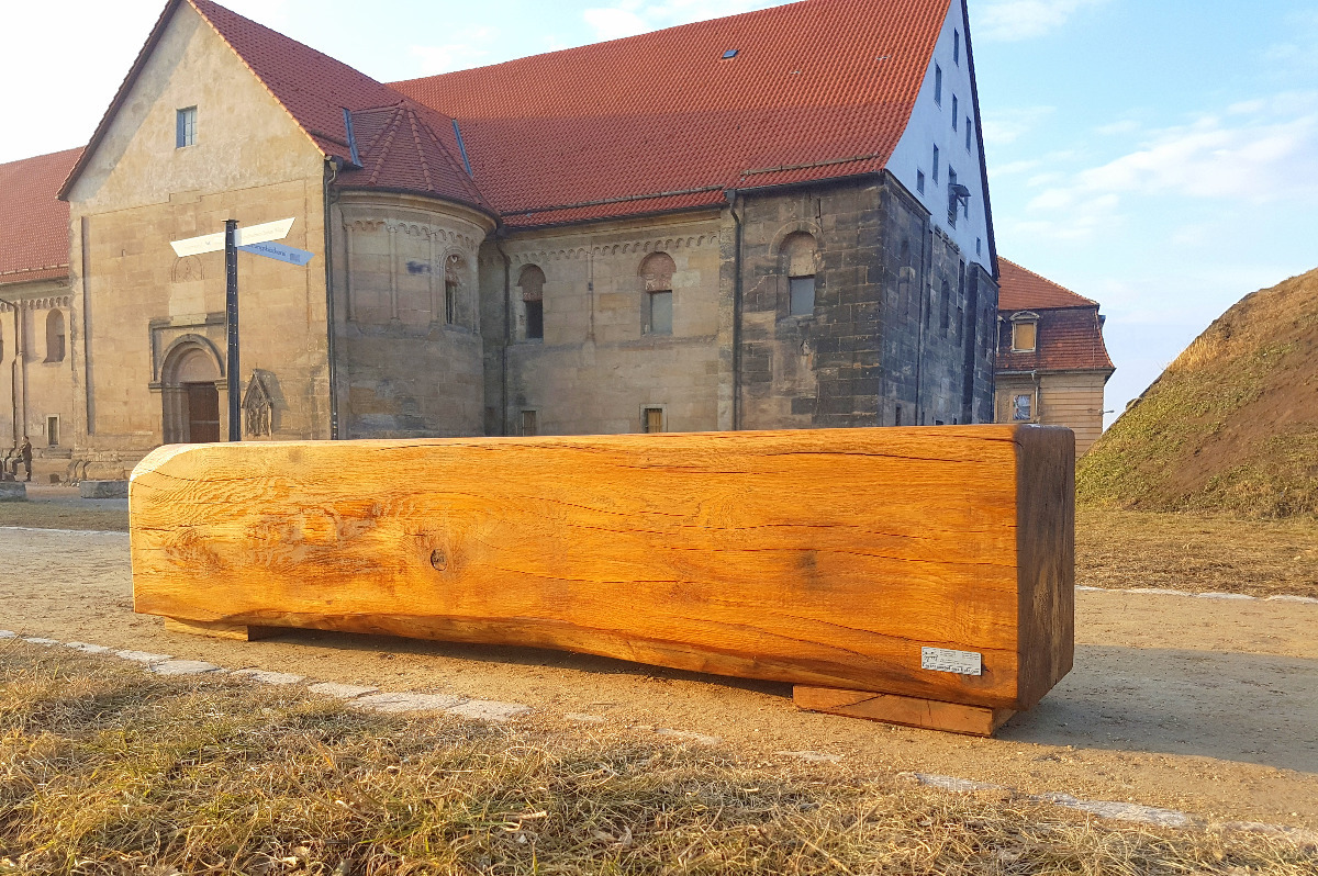 Gartenbank Panorama . Sitzblock aus Eichenholz